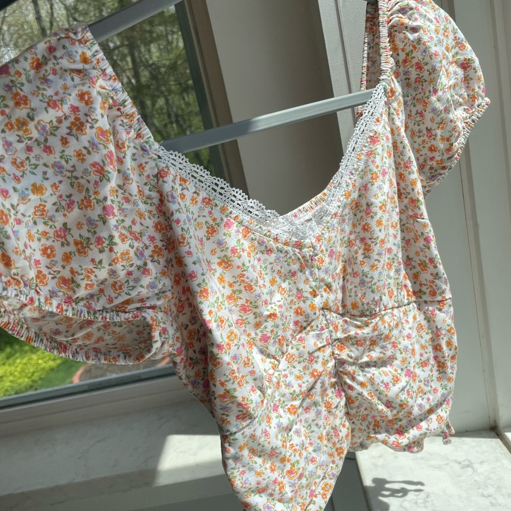 Hollister Orange and Blue Ruched Puff Sleeve Blouse